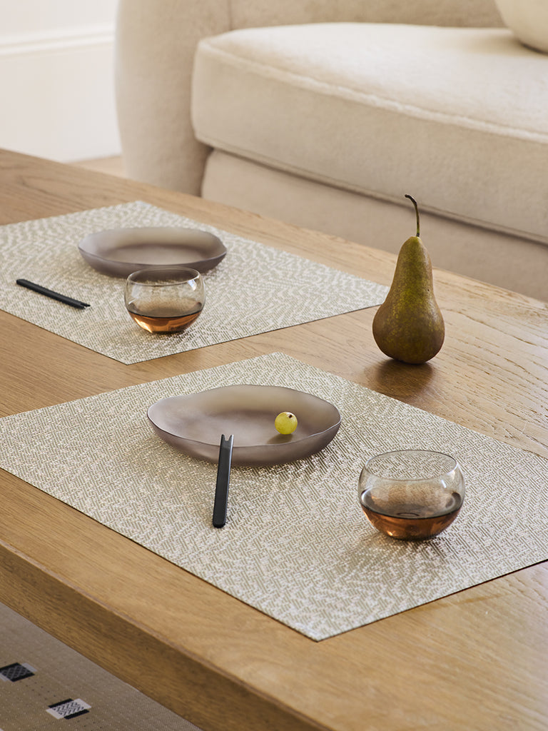 Moire placemat in colour Mica on the table 