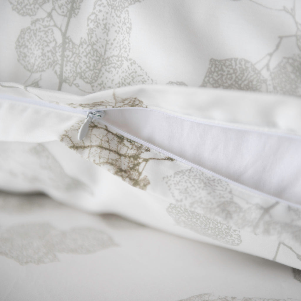 Sham detail with hidden zipper closure