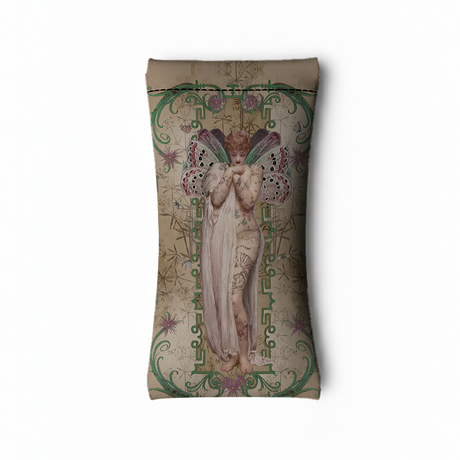 Case for glasses with angel print 