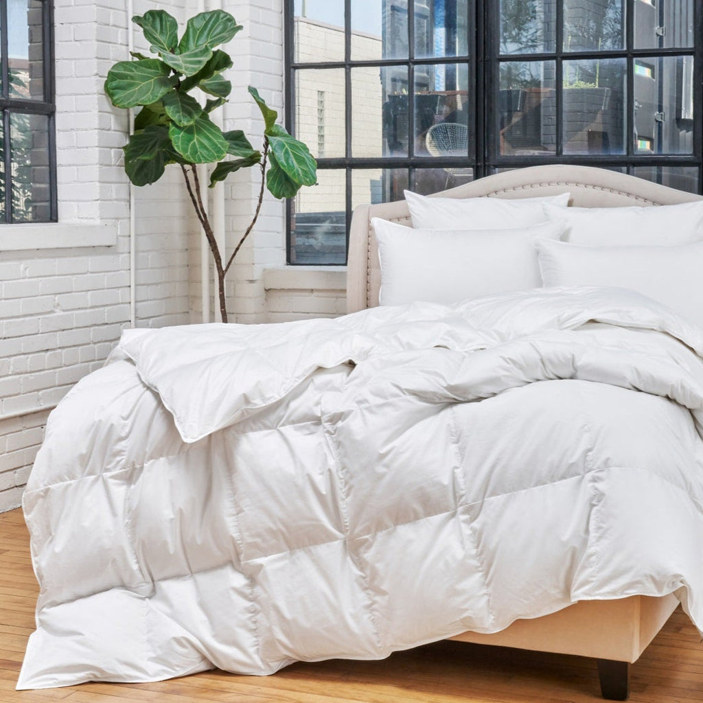Suprelle Down Alternative Duvet in white colour 