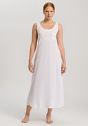White long sleeveless nightdress