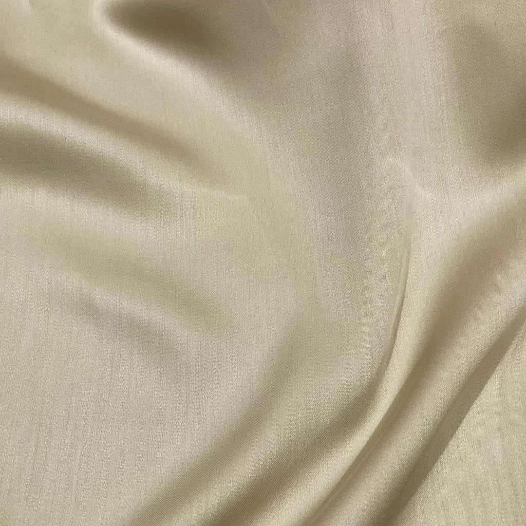 Legna Dahlia Almond Swatch