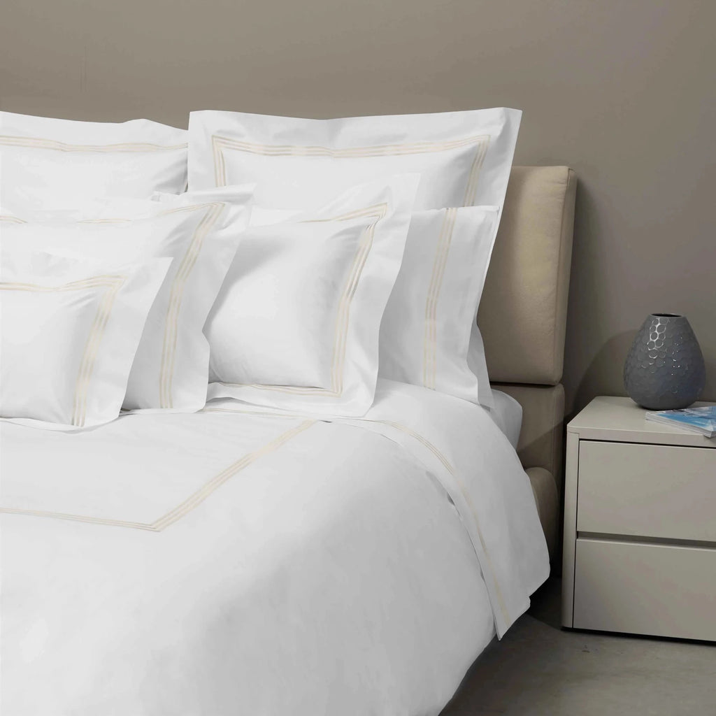 Platinum Ivory bedding