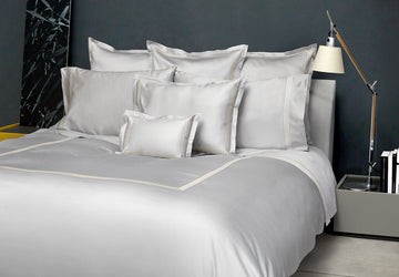 Platinum Sateen Pearl/ Ivory bedding in modern minimalist setting