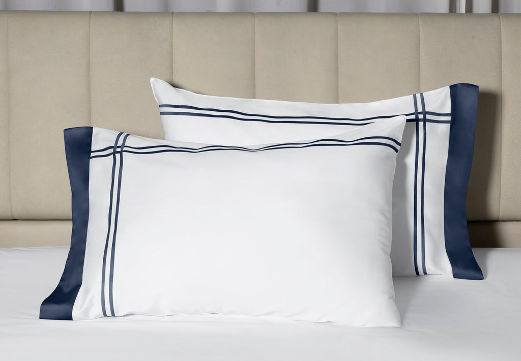 Sinfonia White/ Dark Blue Pillowcases