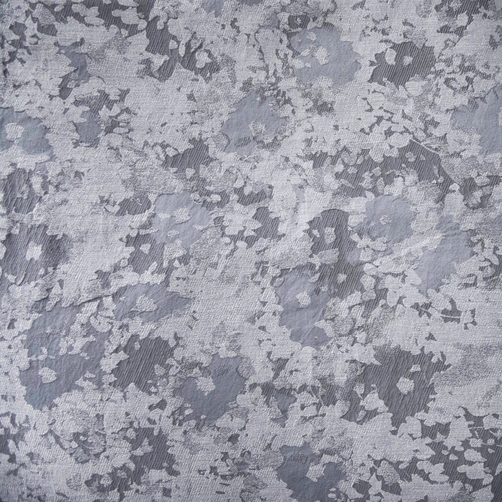 St Geneve Sakura Moonlight pattern