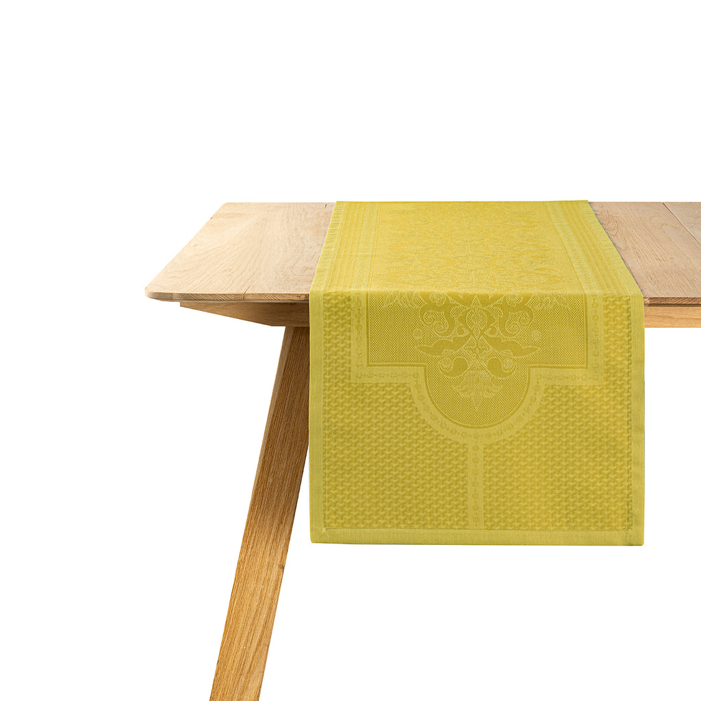 Le Jacquard Francais Palais Venitien runner in yellow