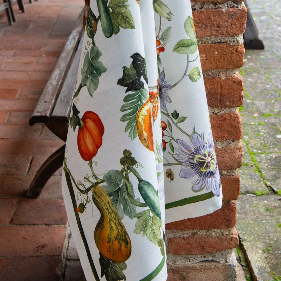 Tea towel with vegetable pattern