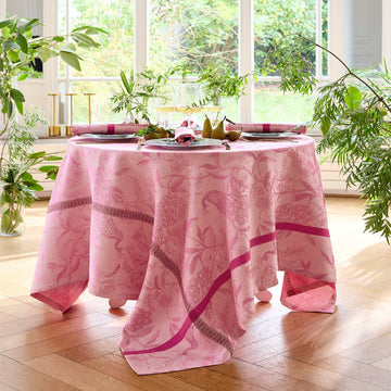LJF A L'Orangerie pink table cloth