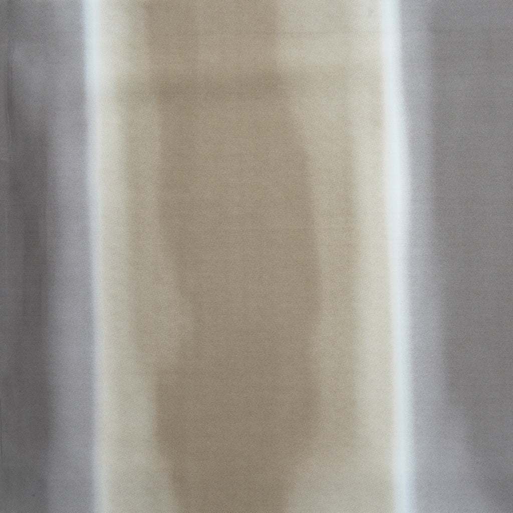 Gouache Taupe Swatch