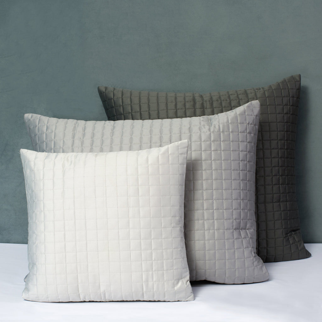 Masaccio Deco pillow and Sham