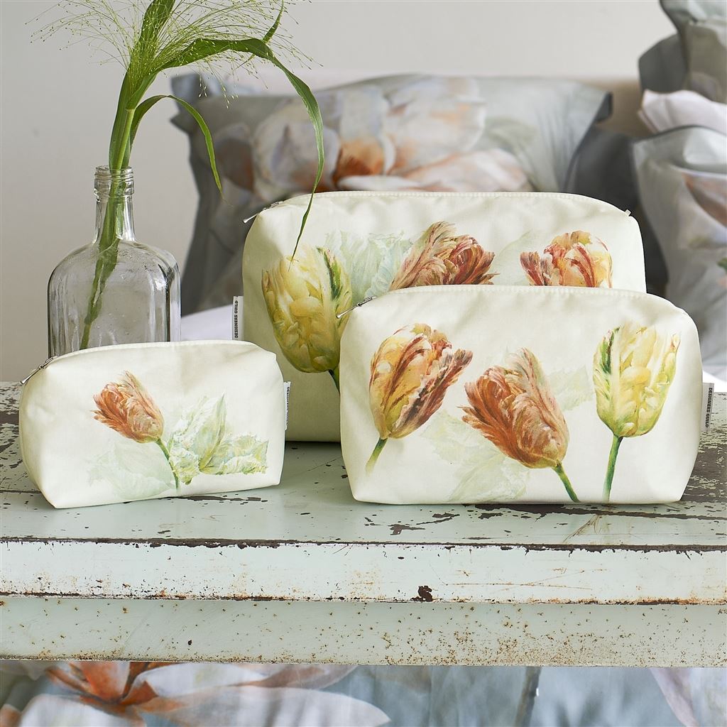 Spring Tulip Buttermilk Washbag - 3 size available