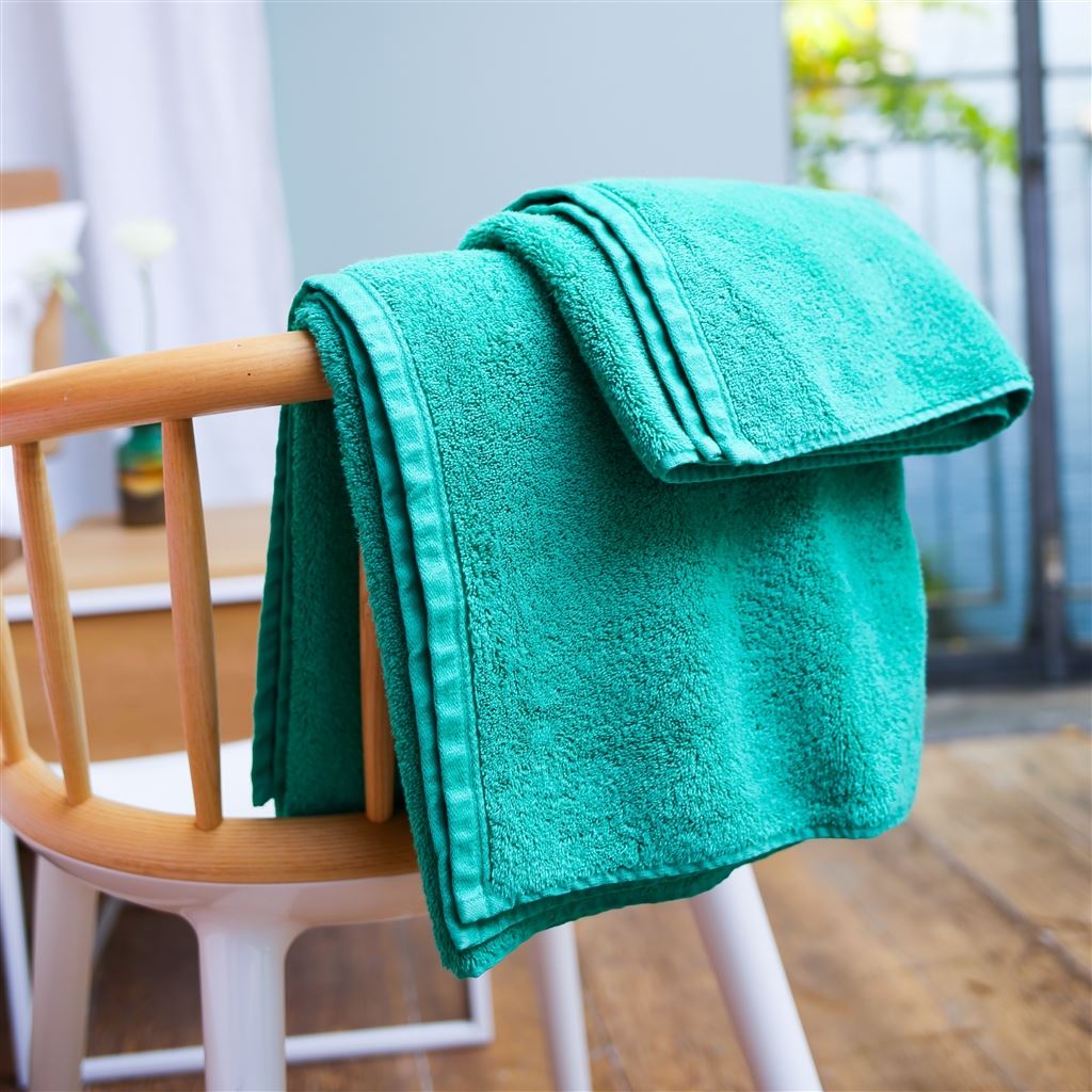 Loweswater Organic Viridian Towel
