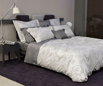 Acanto Duvet Cover and Shams