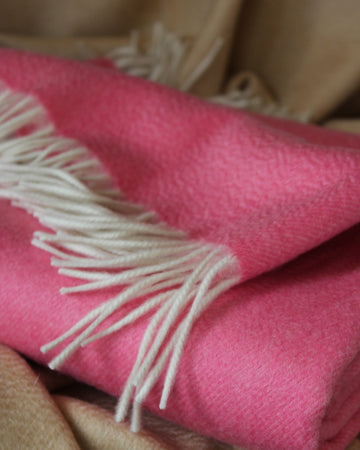 Biella Throw Candy Pink