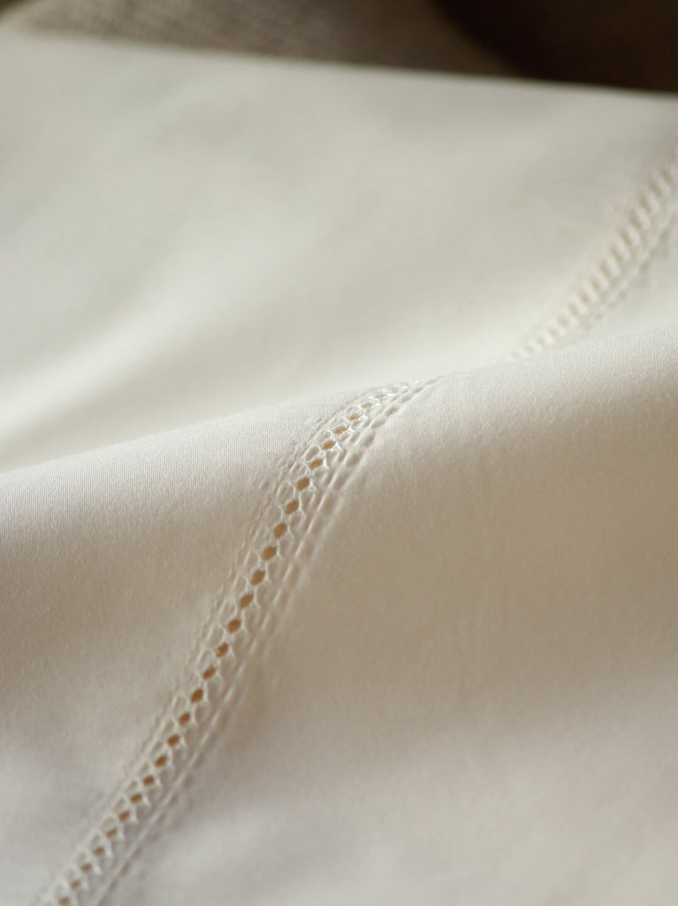 Fascino Percale Ivory Sheeting