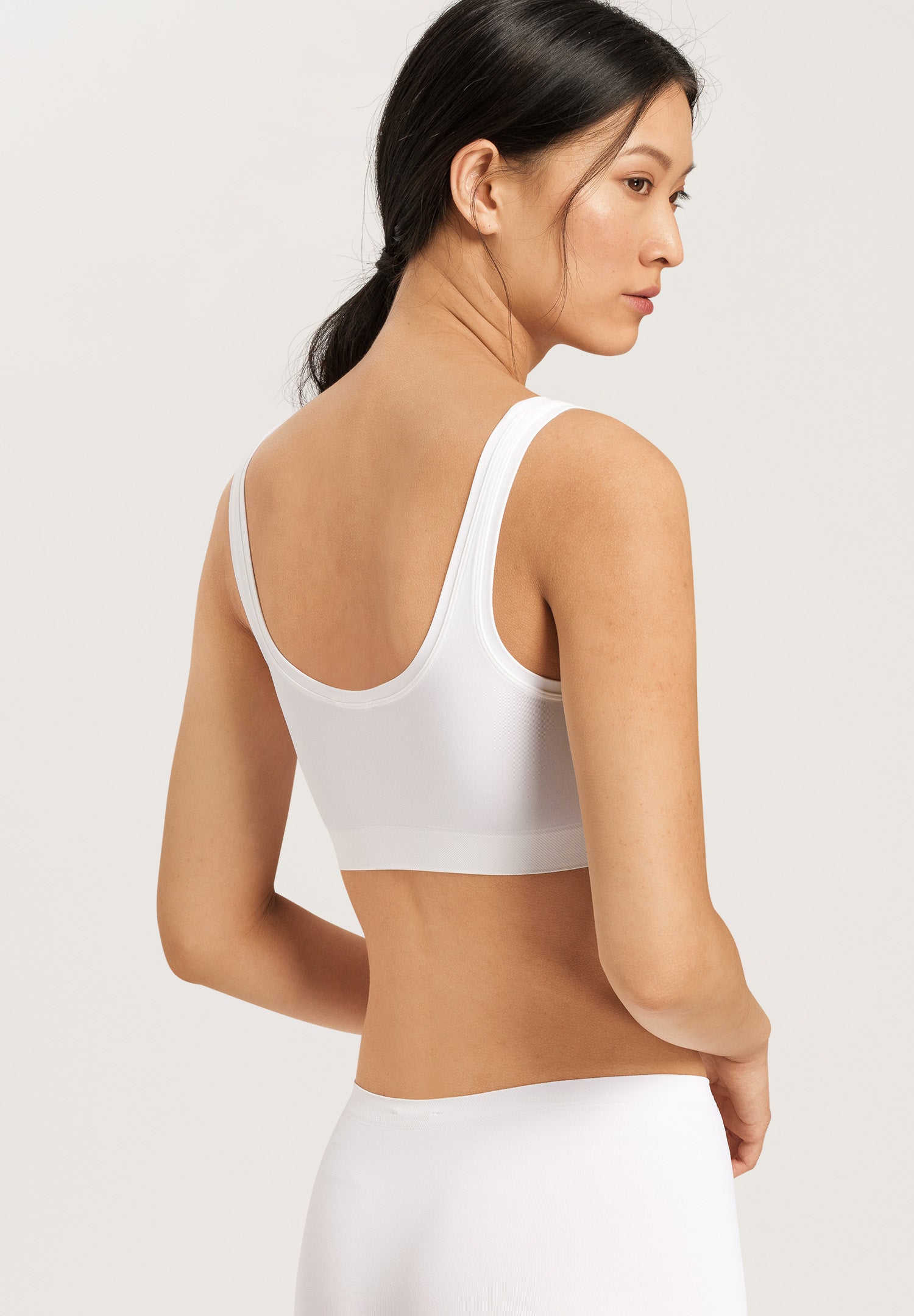 Touch Feeling Crop Top - White