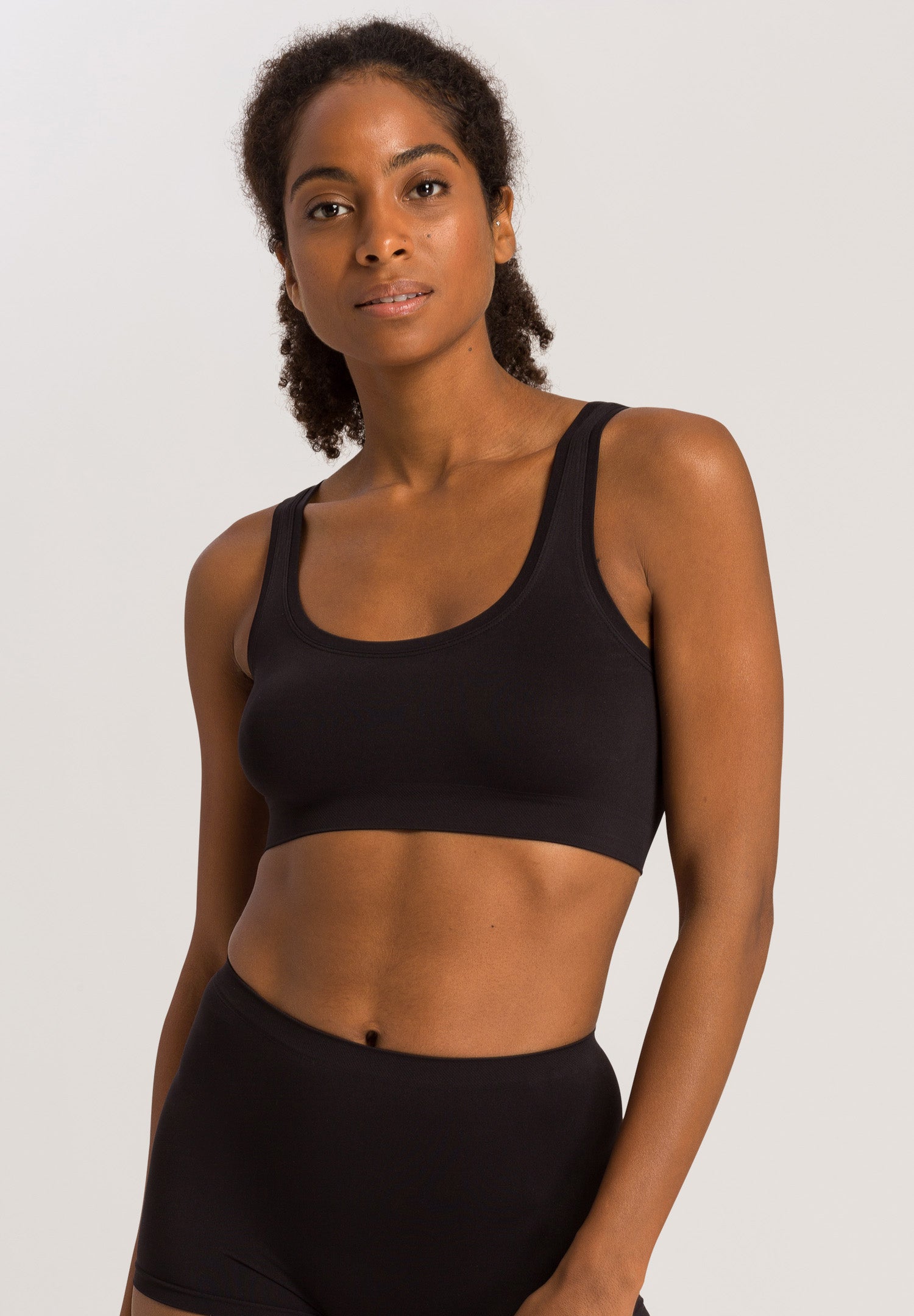 Touch Feeling Crop Top - Black