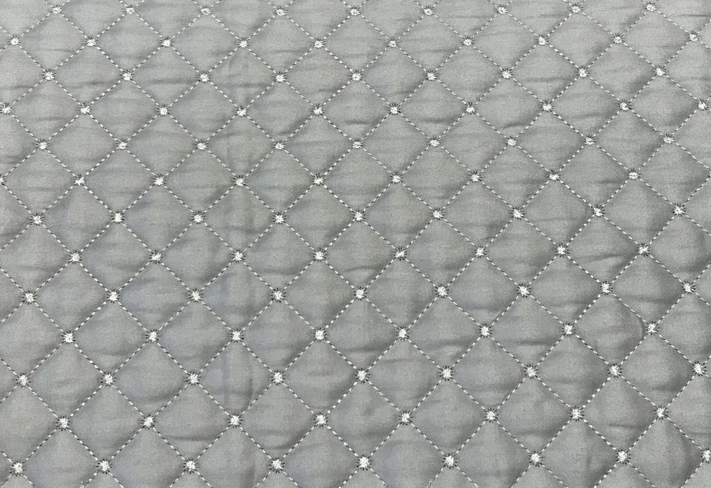 Vicky Quilt Colour Silver