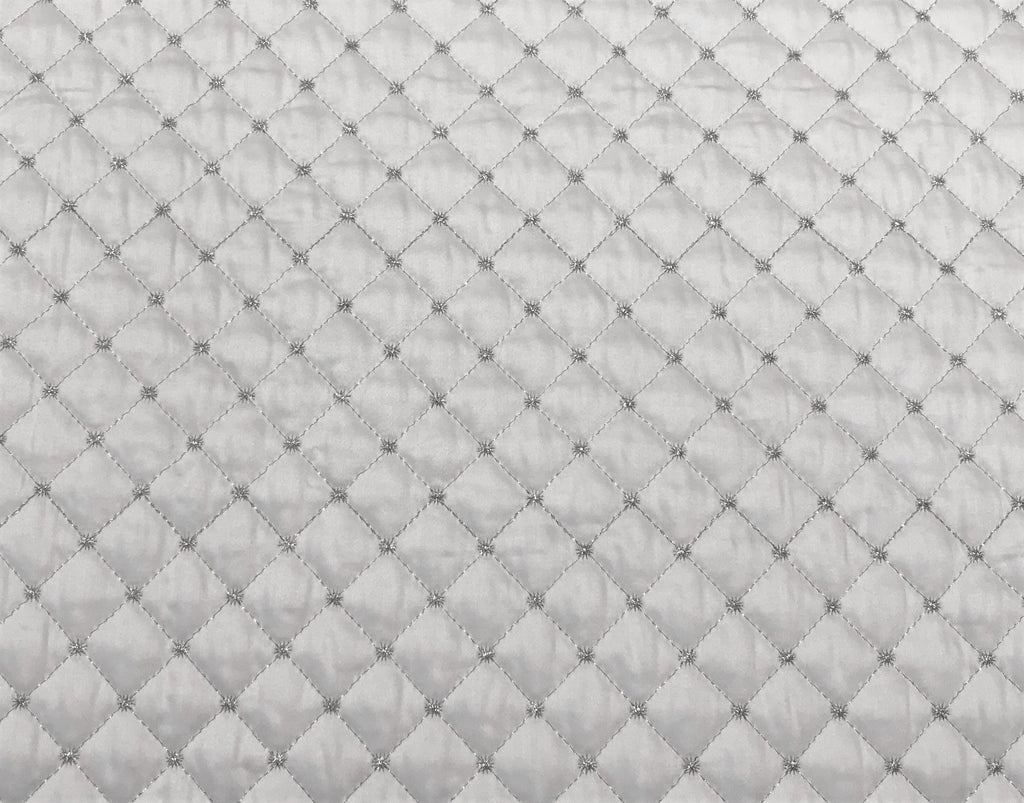 Vicky Quilt Colour White/Silver